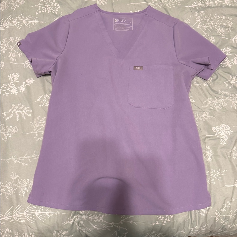 Figs Lavender Dew Catarina Scrub Top size M